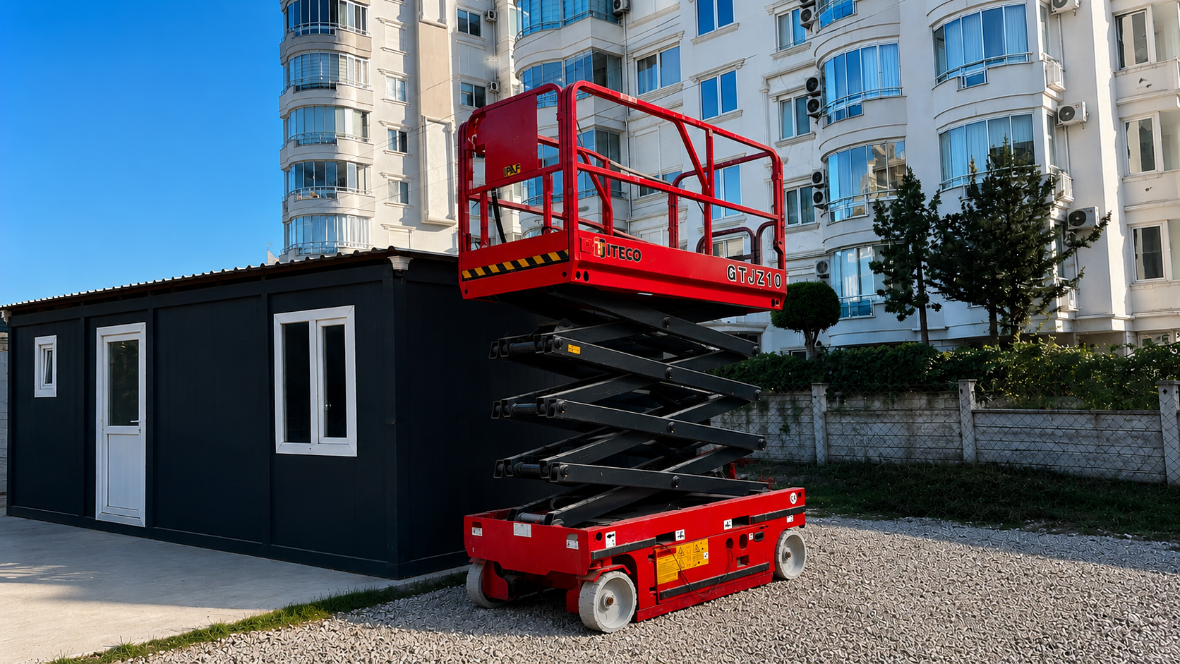 12 Metre Manlift